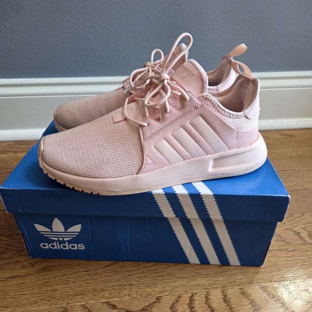 Adidas Originals XPLR Kids Ice Pink Sneakers Size 6